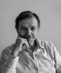 Aperitivo con l'autore. Renato Costa presenta "La guerra di don Piero"