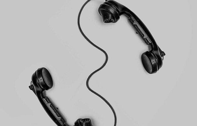 Storie al Telefono: edizione di Pasqua